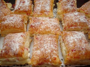 Пирожные из слоеного теста , Рецепт приготовления